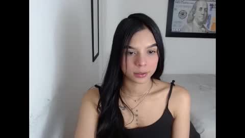 Snapshot of linnaskinyy chatting on October 14, 6:49 am lina online show from October 14, 6:49 am