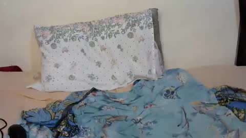Snapshot of lionesss_ chatting on October 14, 7:16 pm lionesss_ online show from October 14, 7:16 pm