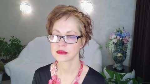 Liora Weiss online show from March 6, 7:25 am