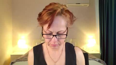 Liora Weiss online show from March 13, 8:48 am