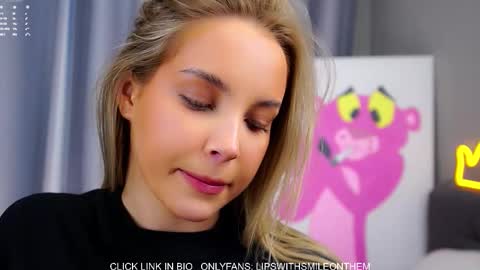 Amelia online show from October 29, 1:21 am