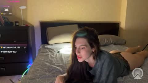 lipsylolly online show from June 15, 9:15 pm