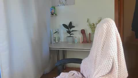Snapshot of lirara chatting on October 3, 11:59 am lirara online show from October 3, 11:59 am