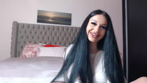 Lisa online show from April 14, 7:58 pm