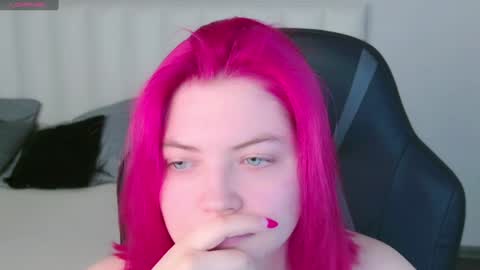 lissi online show from February 3, 4:14 am