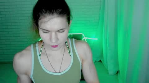Snapshot of lisa_ree_ chatting on January 21, 2:22 am lisa online show from January 21, 2:22 am