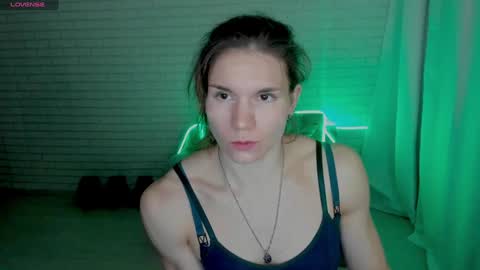 Snapshot of lisa_ree_ chatting on December 26, 7:38 pm lisa online show from December 26, 7:38 pm