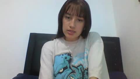 Snapshot of lisa_roberths chatting on February 20, 10:48 pm Lisa Roberths online show from February 20, 10:48 pm