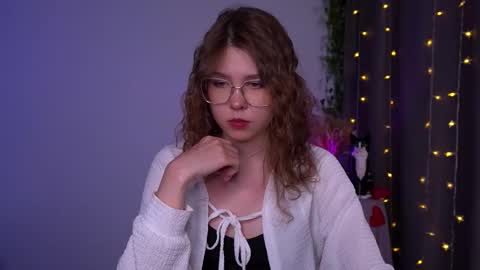  Lisa  online show from November 28, 8:23 pm