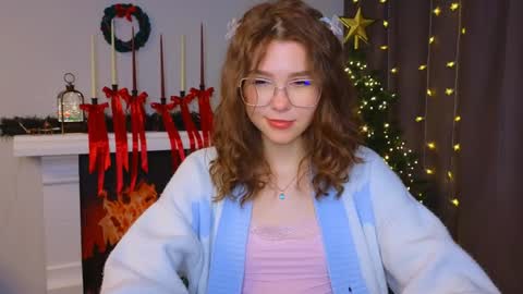  Lisa  online show from December 23, 12:14 am