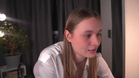 Snapshot of lisa_schiele chatting on September 30, 8:24 pm Elisabeth or Lisa online show from September 30, 8:24 pm