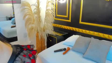 Snapshot of lisaa_brown_ chatting on September 25, 8:06 pm L I S A online show from September 25, 8:06 pm