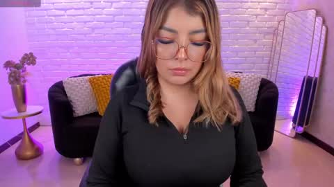 LISA MONROE online show from February 28, 8:39 pm