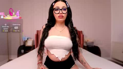  Lisa  online show from March 3, 5:24 am