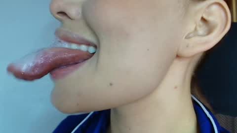 Lisbet online show from April 7, 10:23 pm