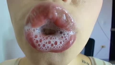 Lisbet online show from October 20, 10:35 pm