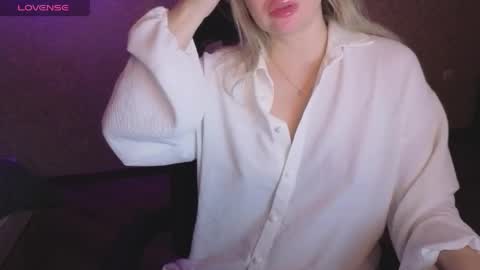 Anna online show from April 8, 3:52 am