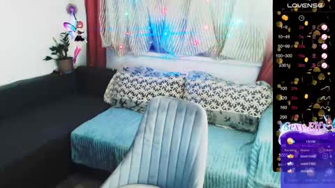 Snapshot of lisetmonro_ chatting on February 10, 5:30 pm Hellomy name is Liset online show from February 10, 5:30 pm