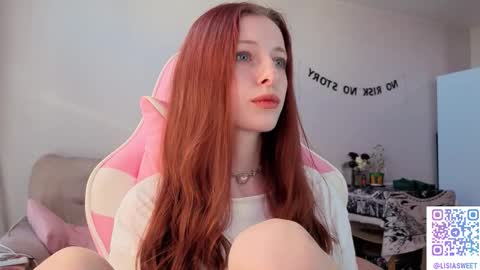 Snapshot of lisiasweet chatting on September 30, 7:25 am Lika online show from September 30, 7:25 am