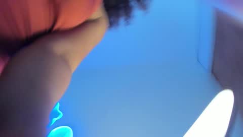 Snapshot of lissa_collen chatting on October 17, 3:21 am Lissa online show from October 17, 3:21 am