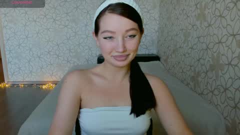 lissa_cristal_ online show from May 24, 11:20 am