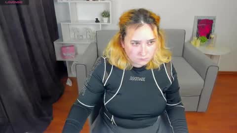 Lissa online show from November 27, 10:29 am