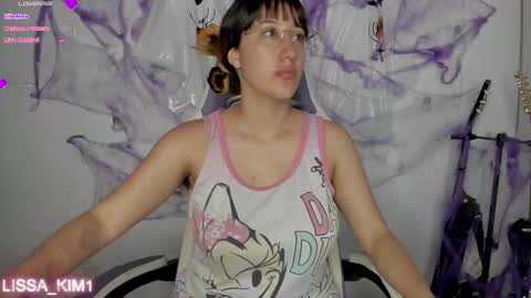Snapshot of lissa_kim1 chatting on October 17, 11:02 am Lissa Kim online show from October 17, 11:02 am