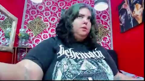 lissabrowns online show from July 27, 1:19 pm