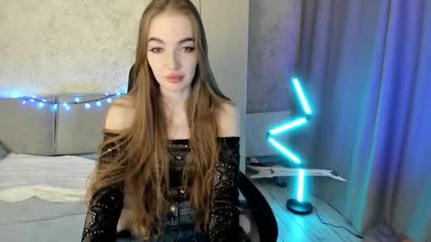 Lissa online show from February 2, 11:59 pm