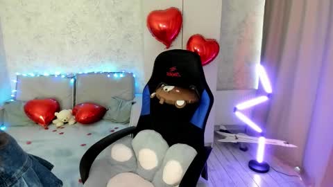 Lissa online show from February 14, 5:09 am