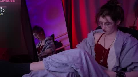 lissaros online show from November 27, 6:05 am