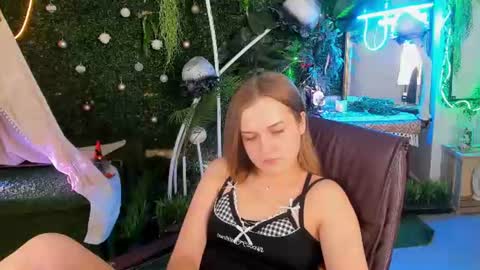 Lissa Telor online show from July 22, 11:00 am
