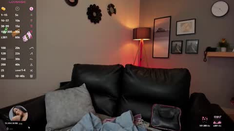Snapshot of lissy__dream chatting on September 11, 11:05 pm lissy__dream online show from September 11, 11:05 pm