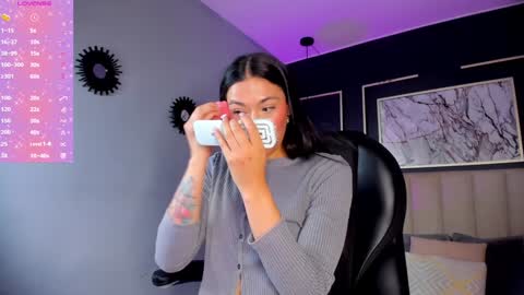 Snapshot of lissy__dream chatting on February 8, 10:19 pm lissy__dream online show from February 8, 10:19 pm