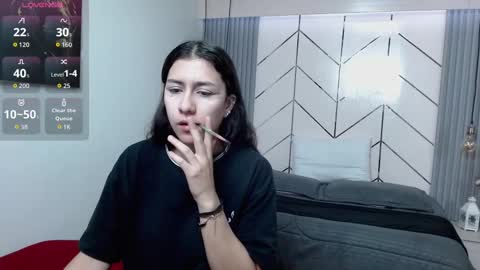 Lita online show from September 25, 1:43 pm