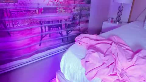 little__doll18 online show from July 25, 2:18 am