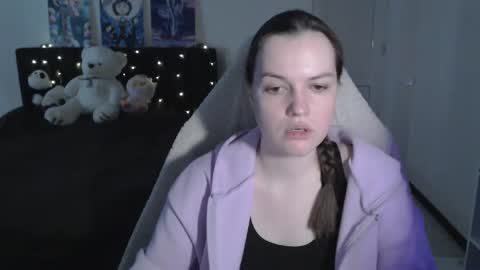 little__flowers online show from March 28, 12:15 pm