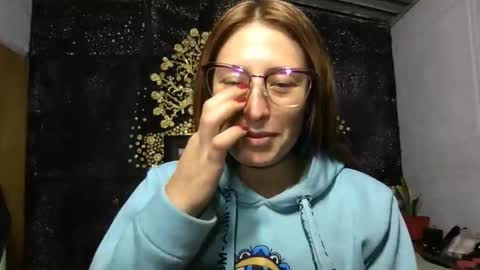 Diablita online show from December 17, 1:22 am