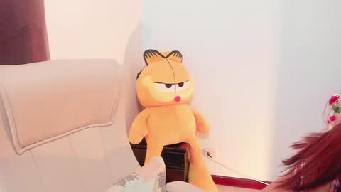 Snapshot of little_eli chatting on January 15, 7:12 pm Help me reach 100 likes online show from January 15, 7:12 pm