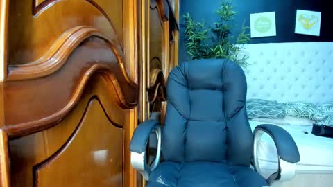 little_jheimy online show from February 9, 7:09 pm