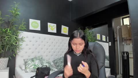 little_jheimy online show from January 19, 7:26 pm