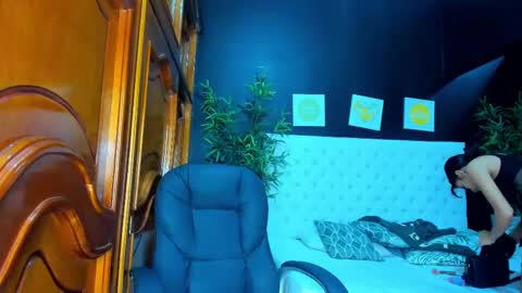 little_jheimy online show from March 11, 7:14 pm