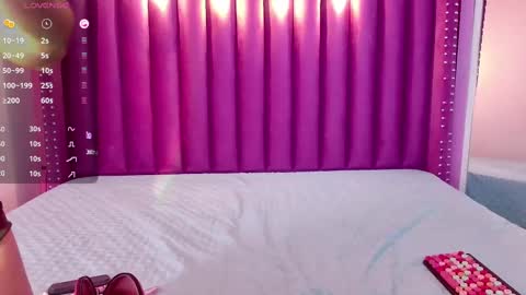 Snapshot of little_kayla_ chatting on September 11, 3:29 am kayla Instagram kayla 71082 online show from September 11, 3:29 am
