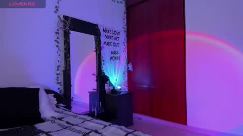 Snapshot of little_kayla_ chatting on September 17, 10:41 pm kayla Instagram kayla 71082 online show from September 17, 10:41 pm
