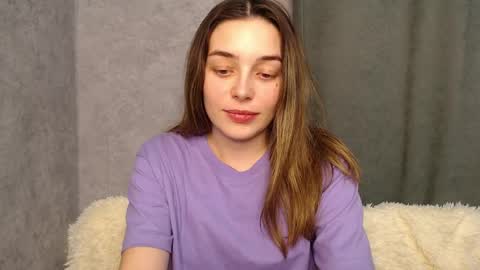 Mia   Im online every day 1530 PM in New York  2030 PM in London online show from December 9, 8:54 pm