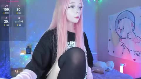Snapshot of little_misaki chatting on October 4, 9:52 pm Maria online show from October 4, 9:52 pm