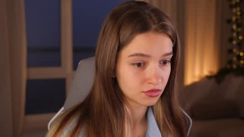 Kiki online show from October 9, 3:05 pm