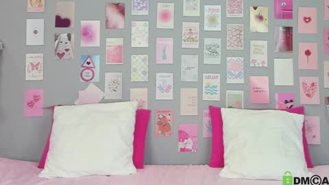 Snapshot of little_radiant_sun chatting on February 21, 9:45 am Kriss online show from February 21, 9:45 am