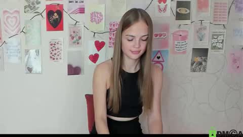 Snapshot of little_radiant_sun chatting on October 5, 11:15 am Kriss online show from October 5, 11:15 am