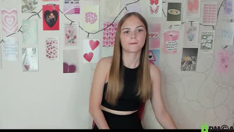 Snapshot of little_radiant_sun chatting on October 1, 10:31 am Kriss online show from October 1, 10:31 am